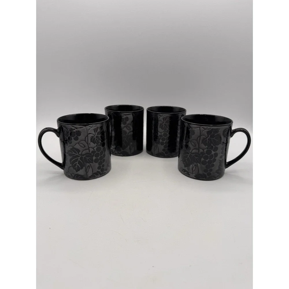 Pier 1 Mugs Japan Black Cherry Cherries Coffee Tea Cup Handle 8 Fl oz